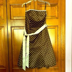 Brown with pink polka dot strapless dress size 7/8